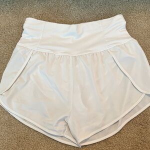 Lovetree White shorts